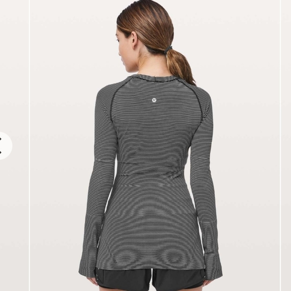 Lululemon Swiftly Tech Long Sleeve CrewWhite / White / Black (Striped) Size 4 - Picture 6 of 11